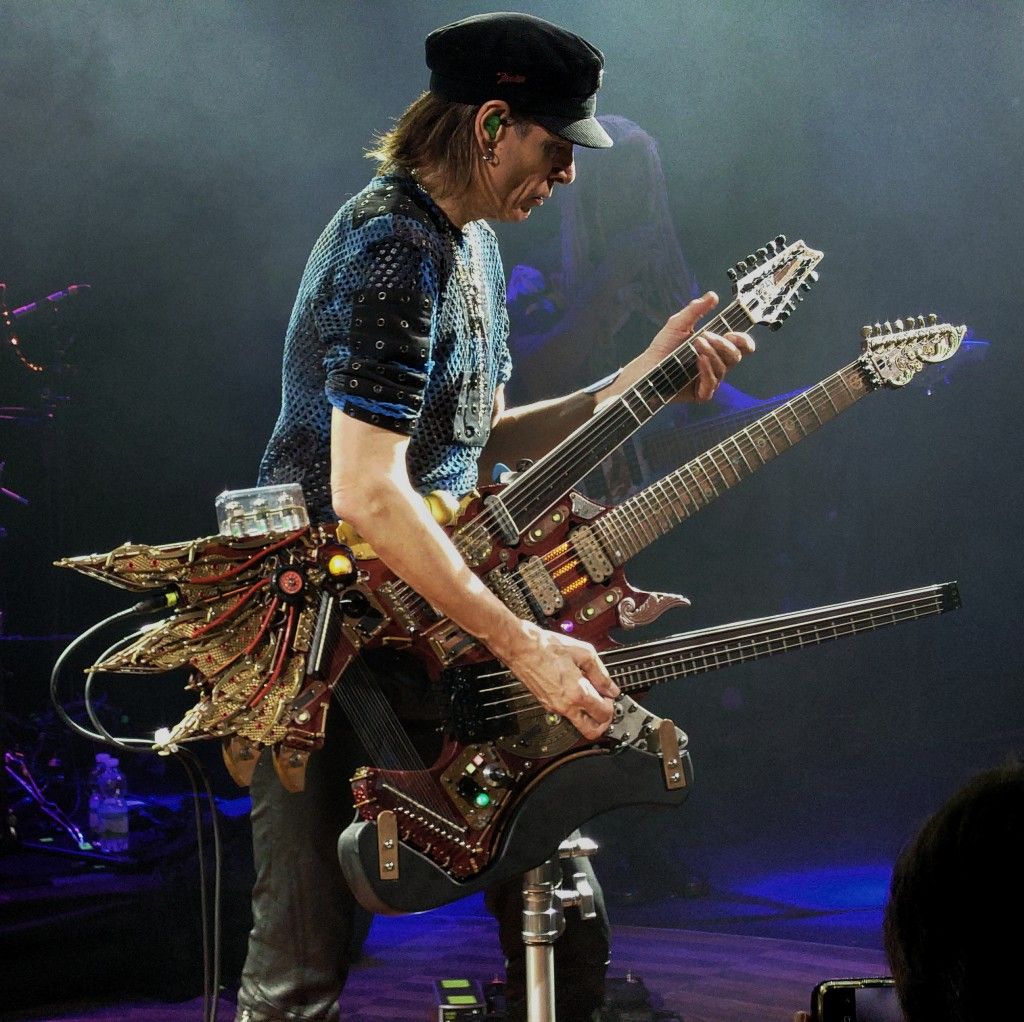Steve Vai a jeho Hydra